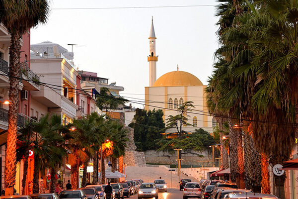 Melessiens en Albanie et Corfou
