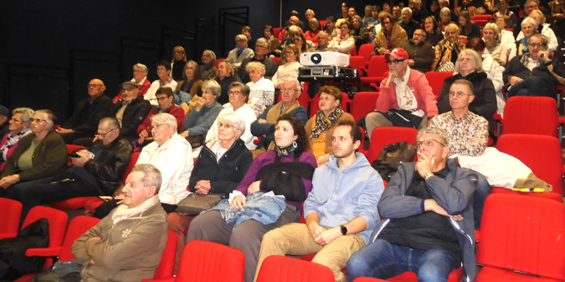 Lire la suite à propos de l’article Connaissance du monde à Melesse